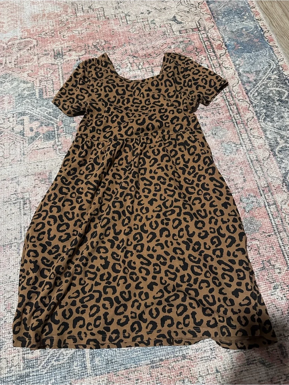 Old Navy Brown Leopard-Print Short Sleeve Dress